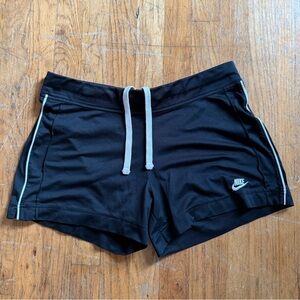 Nike black shorts Sz medium